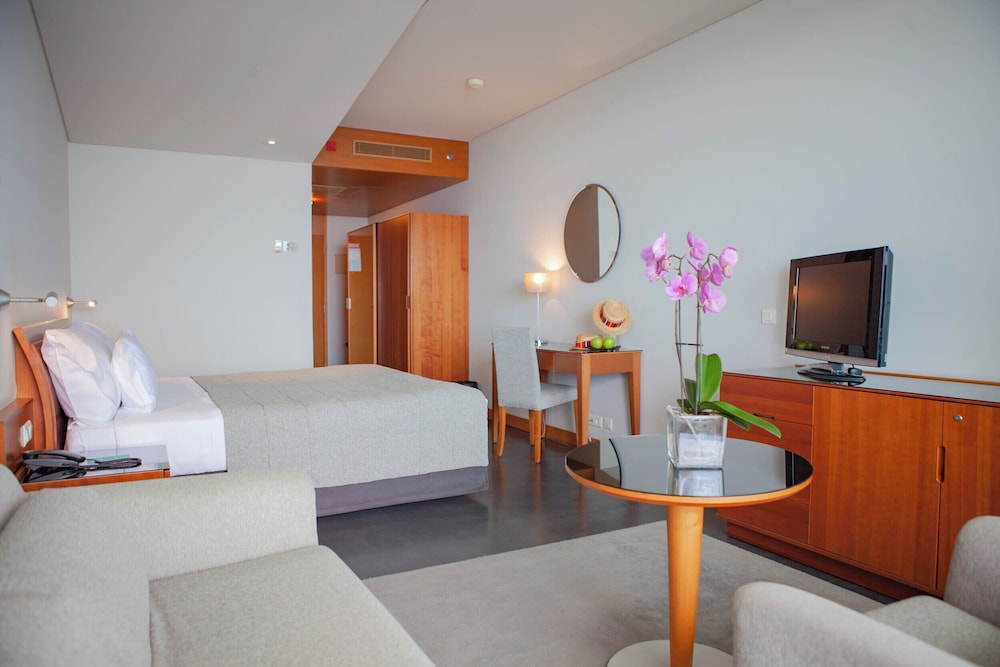 Vidamar Resort Madeira — Hotel rooms in Funchal, Madeira