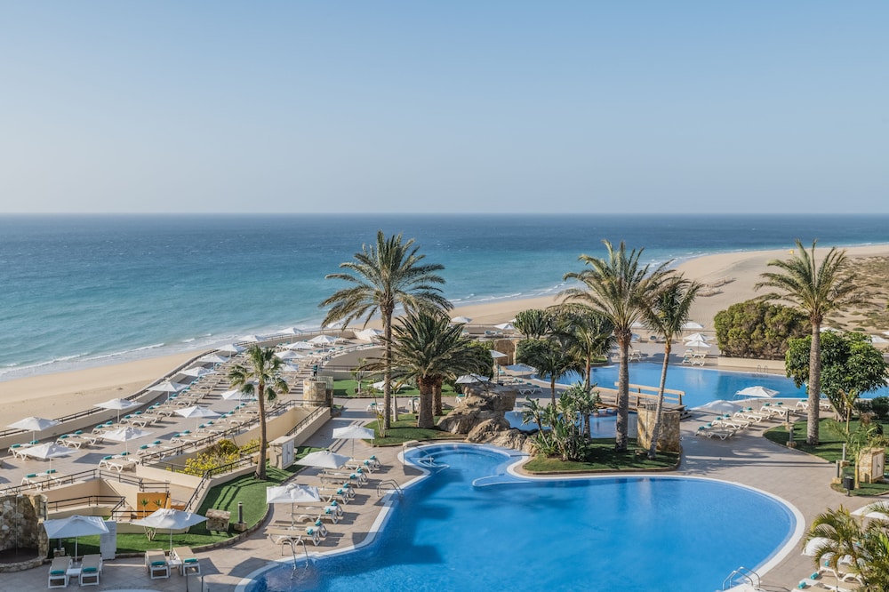 Iberostar Waves Playa Gaviotas -All Inclusive — Swimming pool in Esquinzo, Canary Islands
