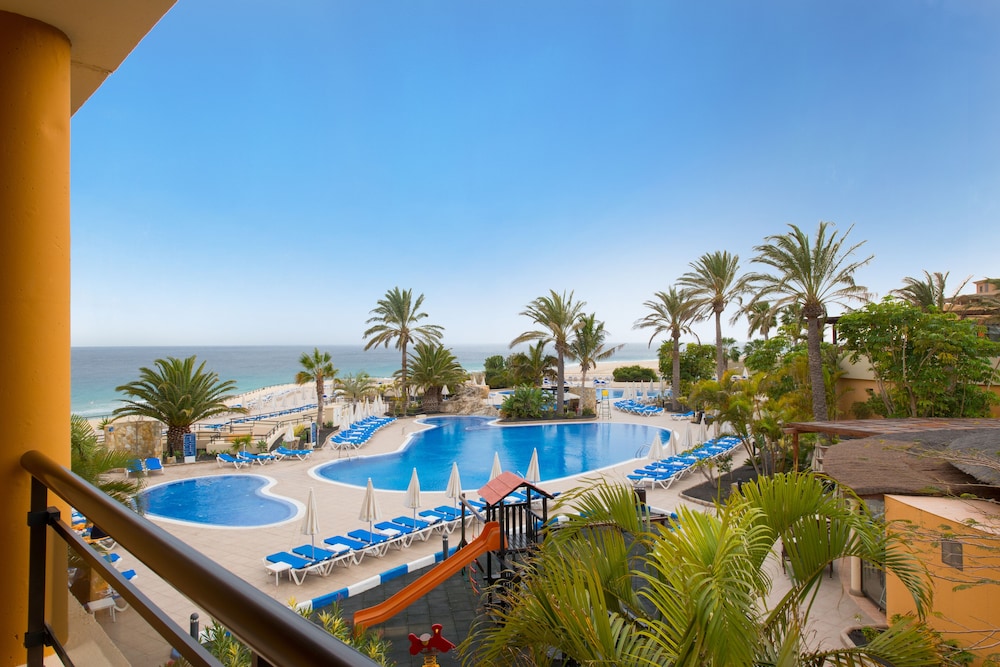 Iberostar Waves Playa Gaviotas -All Inclusive — Main photo in Esquinzo, Canary Islands