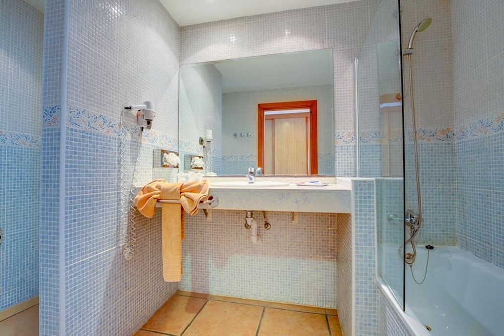 SBH Club Paraíso Playa - All Inclusive — Hotel rooms in Esquinzo, Canary Islands