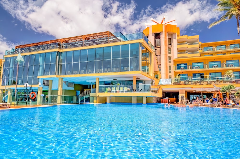 SBH Club Paraíso Playa - All Inclusive — Swimming pool in Esquinzo, Canary Islands