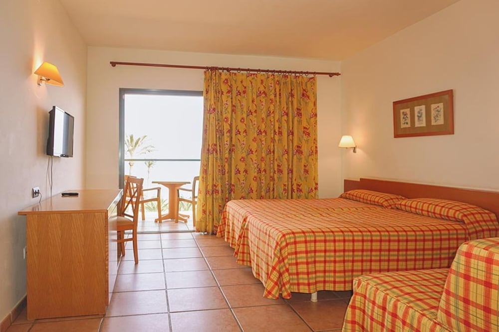 SBH Club Paraíso Playa - All Inclusive — Hotel rooms in Esquinzo, Canary Islands
