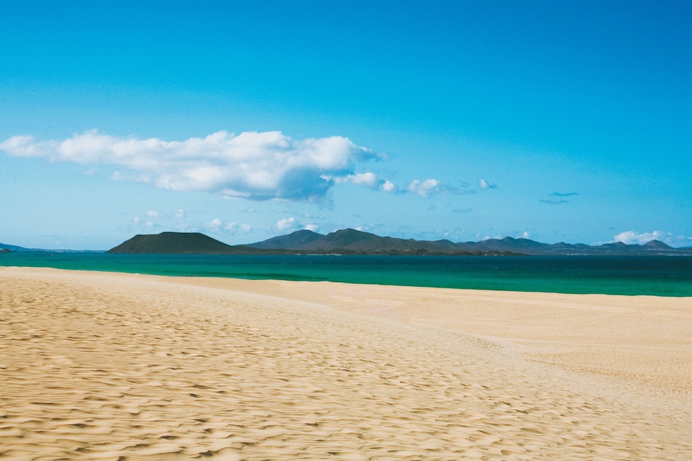 Apartamentos Hesperia Bristol Playa — Beach in Corralejo, Canary Islands