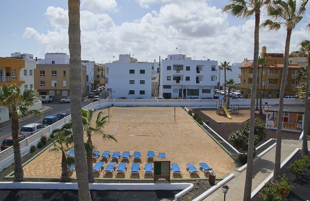 Apartamentos Hesperia Bristol Playa — Sports & recreation in Corralejo, Canary Islands