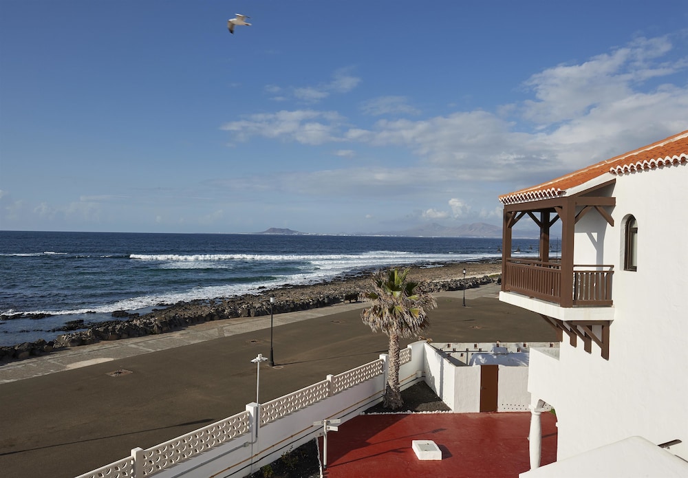 Apartamentos Hesperia Bristol Playa — Attractions in the area in Corralejo, Canary Islands