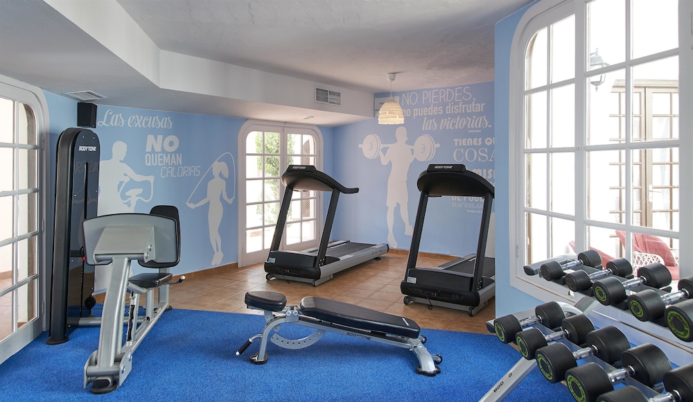 Apartamentos Hesperia Bristol Playa — Sports & recreation in Corralejo, Canary Islands