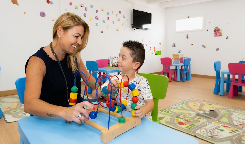 Apartamentos Hesperia Bristol Playa — Attractions for children in Corralejo, Canary Islands
