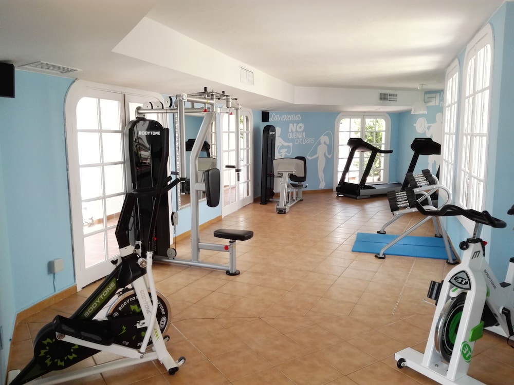 Apartamentos Hesperia Bristol Playa — Sports & recreation in Corralejo, Canary Islands