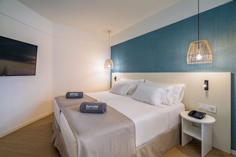 Barceló Fuerteventura Royal Level — Hotel rooms in Costa de Antigua, Canary Islands