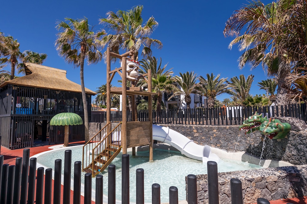 Barceló Fuerteventura Royal Level — Attractions for children in Costa de Antigua, Canary Islands