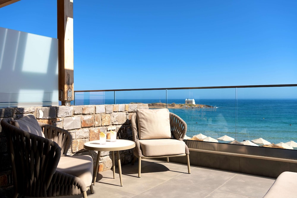 High Beach Hotel — Hotel rooms in Malia