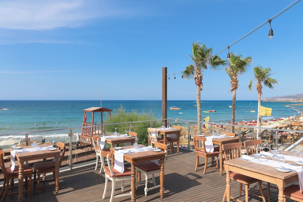 High Beach Hotel — Restaurant & bars in Malia