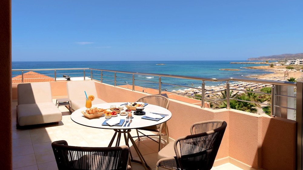 High Beach Hotel — Restaurant & bars in Malia