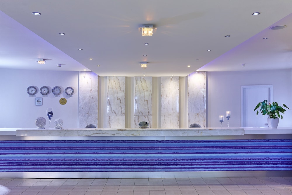 Vasia Resort and SPA, Sissi, Crete — Hotel building in Sissi
