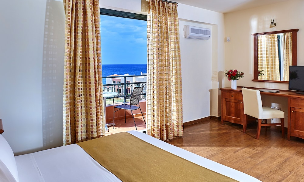 Vasia Resort and SPA, Sissi, Crete — Hotel rooms in Sissi