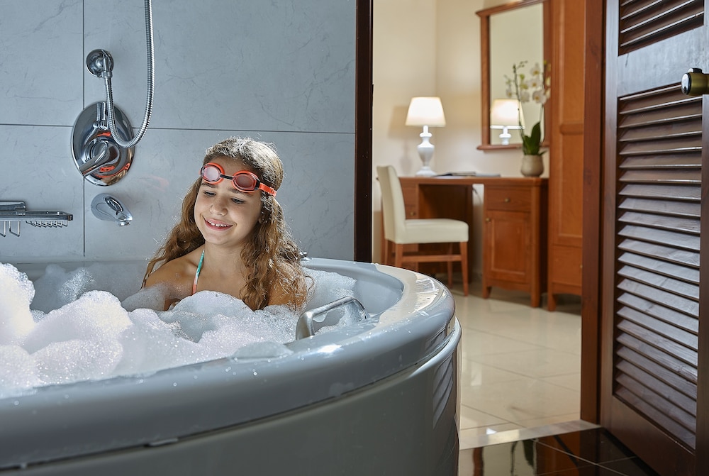Vasia Resort and SPA, Sissi, Crete — Attractions for children in Sissi