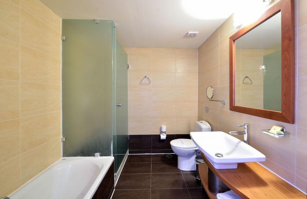Vasia Resort and SPA, Sissi, Crete — Hotel rooms in Sissi