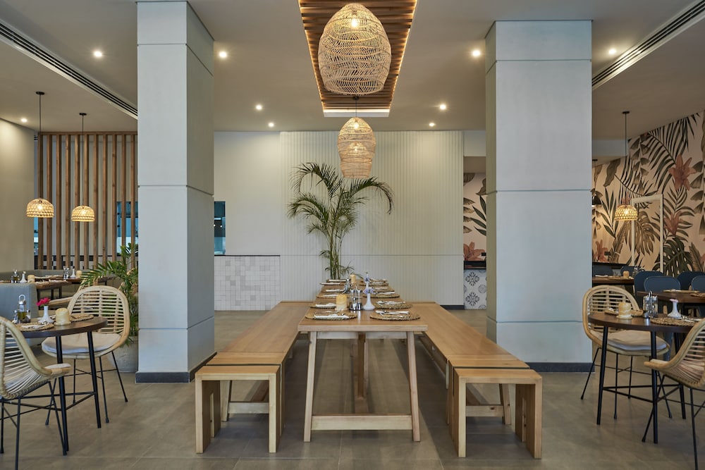 Three Corners Sunny Beach Resort — Restaurant & bars in Hurghada, Red Sea
