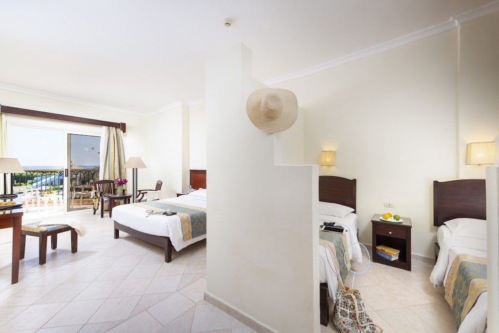 Three Corners Sunny Beach Resort — Hotel rooms in Hurghada, Red Sea
