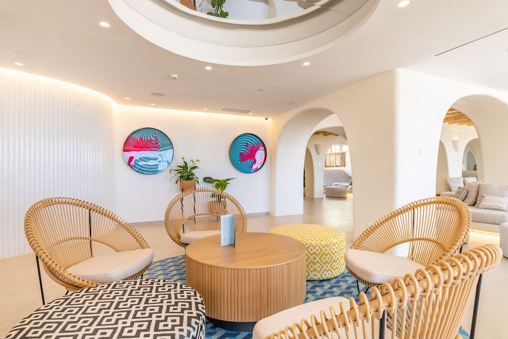 El Somni Ibiza Dream Hotel by Grupotel — Hotel building in Cala San Vicente, Balearic Islands