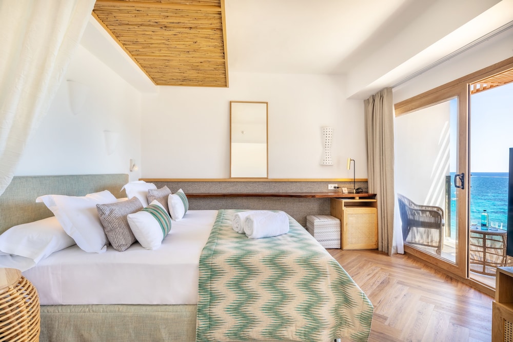 El Somni Ibiza Dream Hotel by Grupotel — Hotel rooms in Cala San Vicente, Balearic Islands