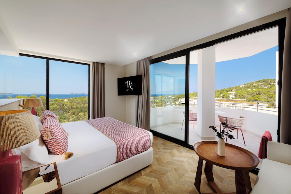 TRS Ibiza Hotel - Adults Only +16 — Hotel rooms in Cala Gracio, Balearic Islands