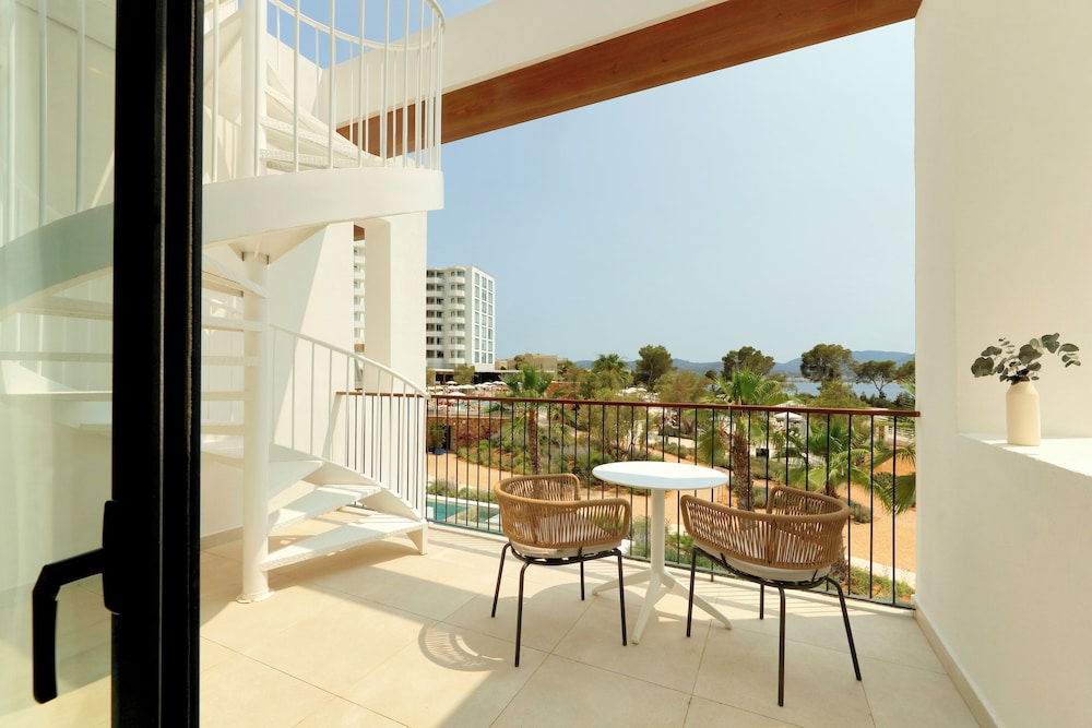 TRS Ibiza Hotel - Adults Only +16 — Hotel rooms in Cala Gracio, Balearic Islands