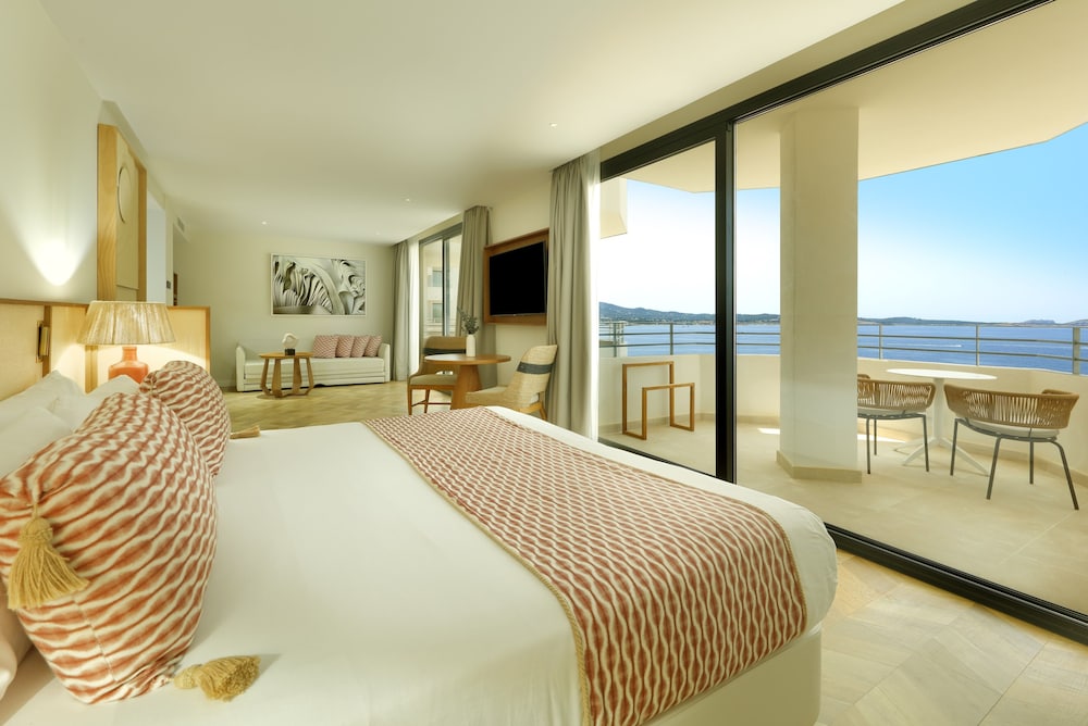 TRS Ibiza Hotel - Adults Only +16 — Hotel rooms in Cala Gracio, Balearic Islands