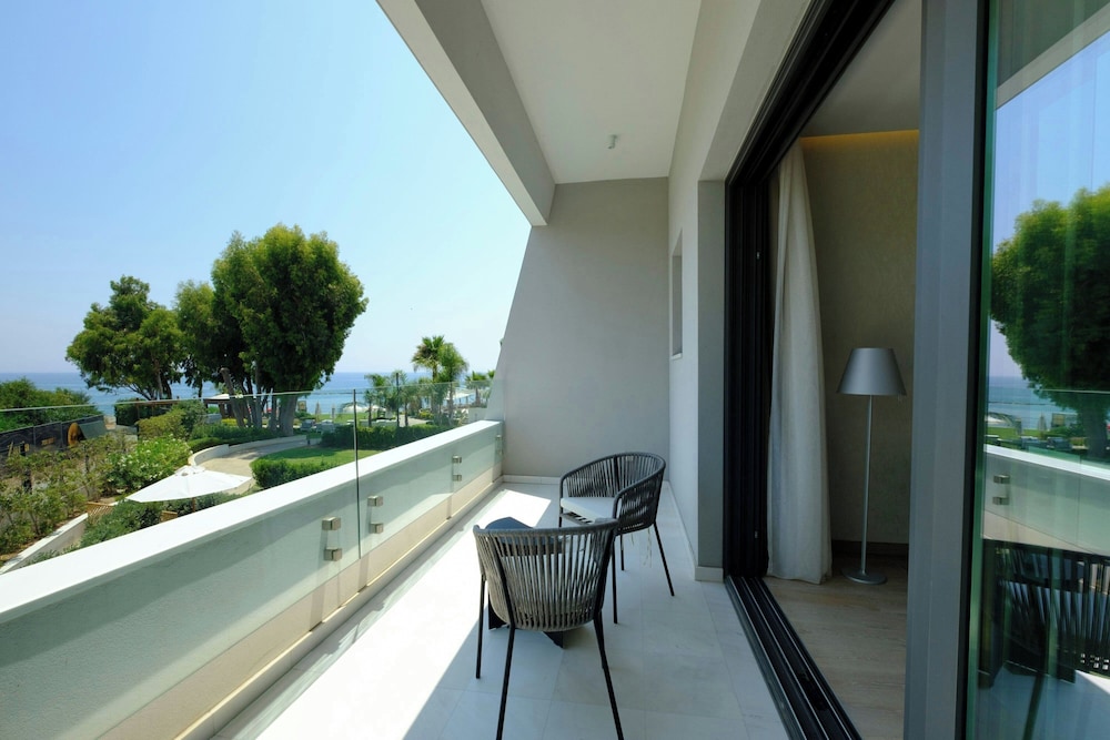 Parklane, a Luxury Collection Resort & Spa, Limassol — Hotel rooms in Pyrgos, Limassol Region