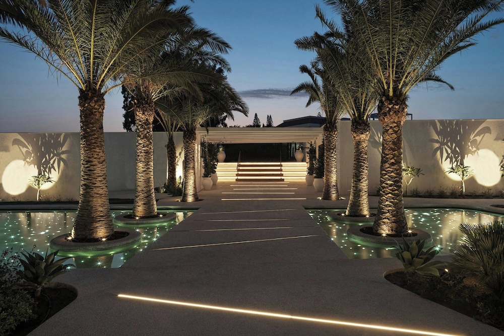 Parklane, a Luxury Collection Resort & Spa, Limassol — Hotel building in Pyrgos, Limassol Region
