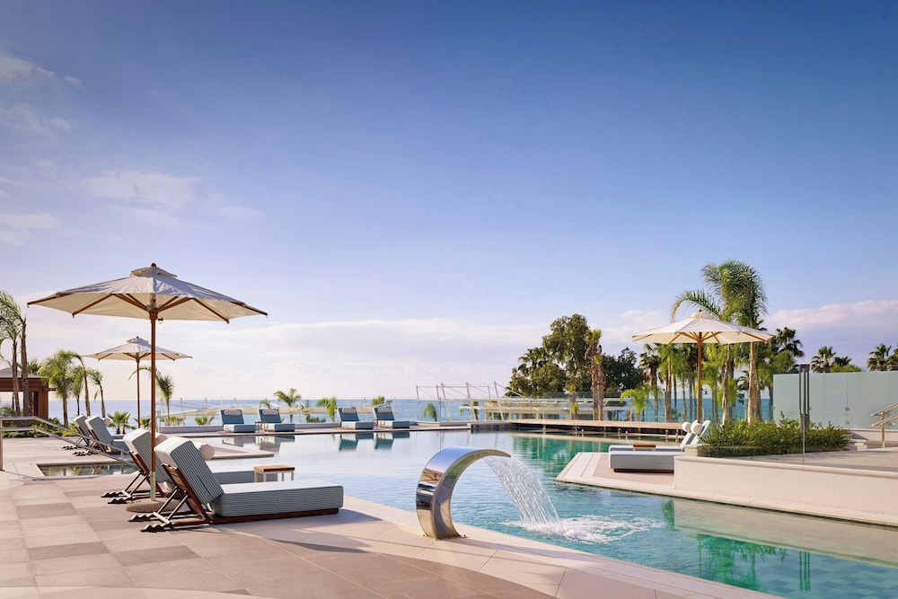 Parklane, a Luxury Collection Resort & Spa, Limassol — Swimming pool in Pyrgos, Limassol Region