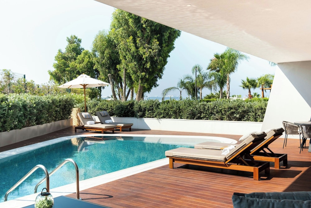 Parklane, a Luxury Collection Resort & Spa, Limassol — Swimming pool in Pyrgos, Limassol Region