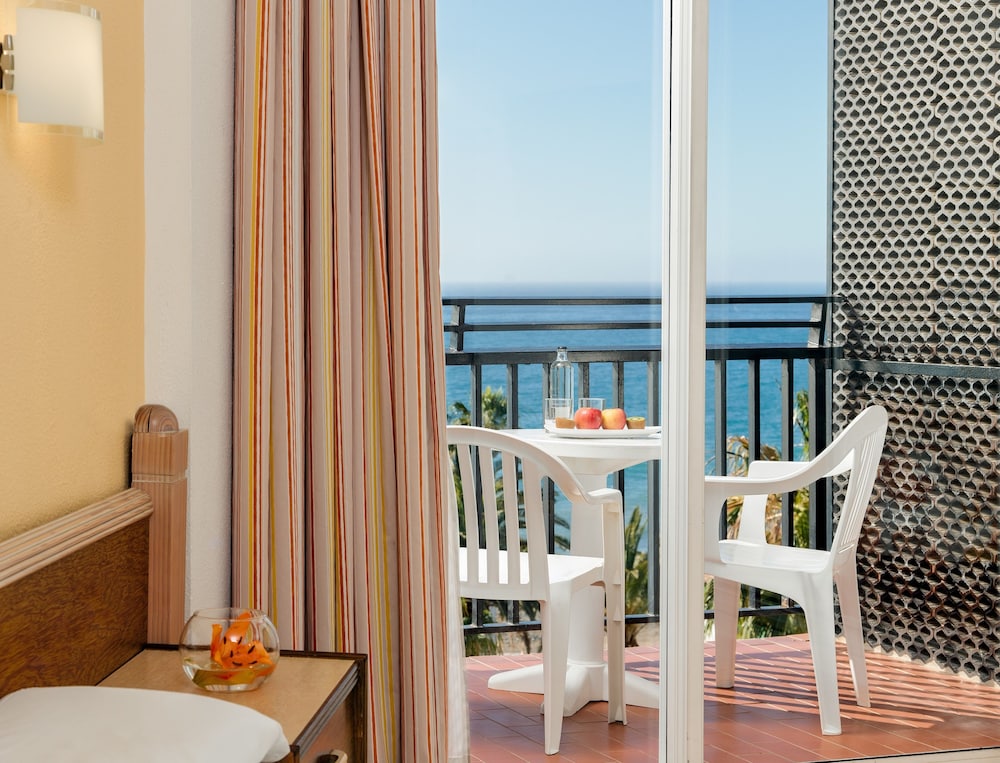 Relaxia Beverly Park — Hotel rooms in Playa del Ingles, Canary Islands