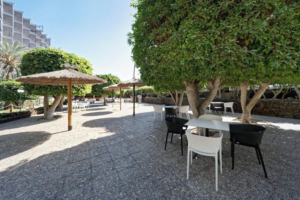 Relaxia Beverly Park — Restaurant & bars in Playa del Ingles, Canary Islands