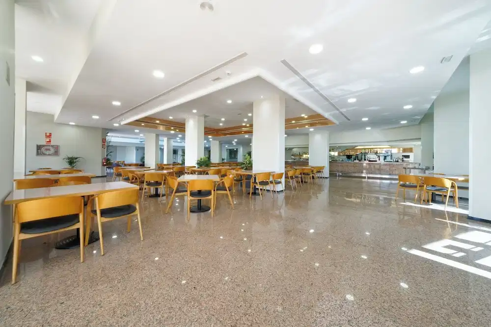 Relaxia Beverly Park — Restaurant & bars in Playa del Ingles, Canary Islands