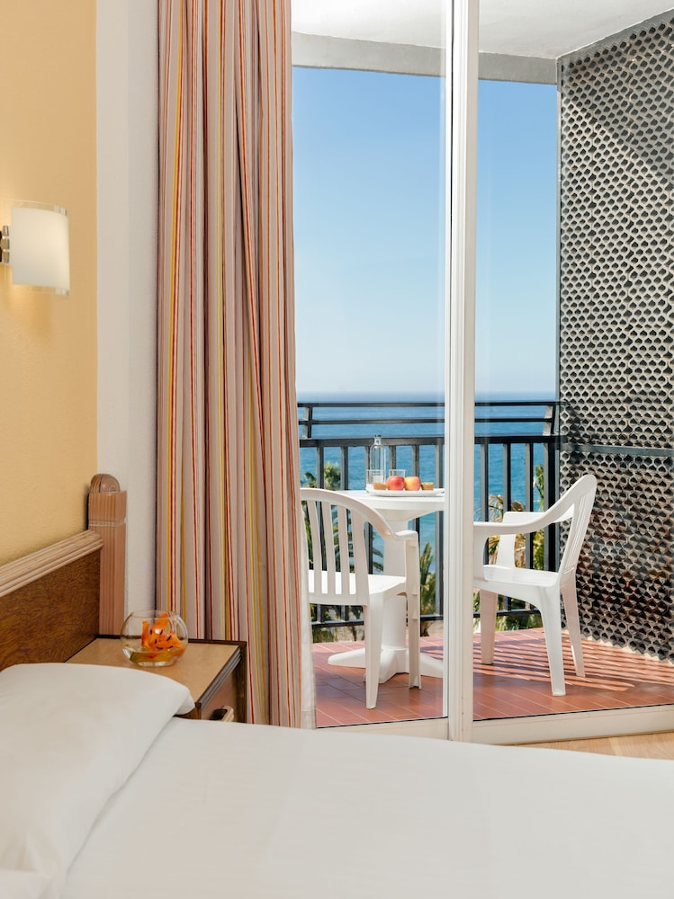 Relaxia Beverly Park — Hotel rooms in Playa del Ingles, Canary Islands