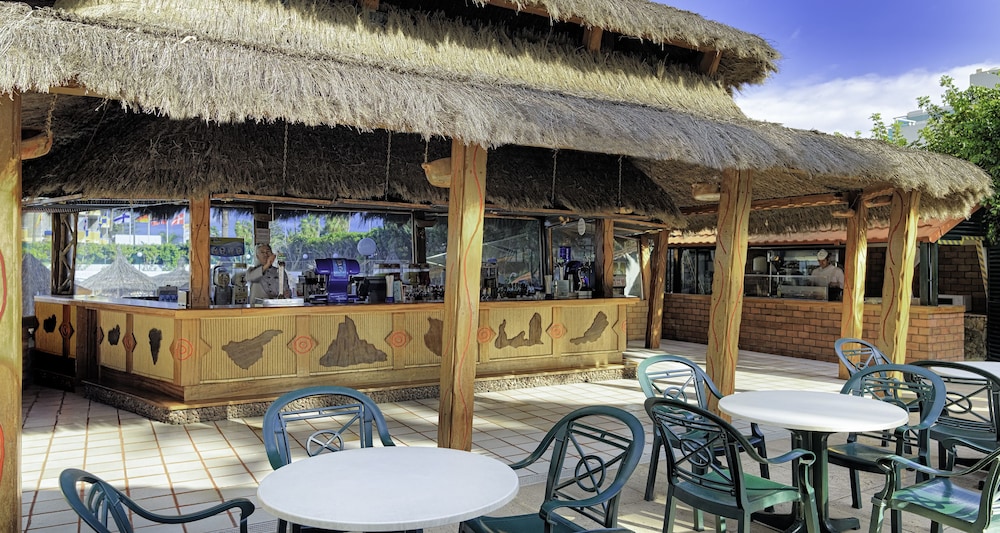 Relaxia Beverly Park — Restaurant & bars in Playa del Ingles, Canary Islands