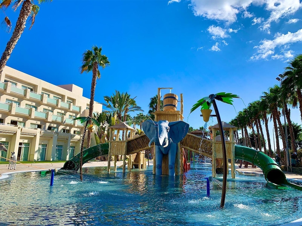 Hotel Tabaiba Princess- All Inclusive — Swimming pool in Maspalomas, Canary Islands