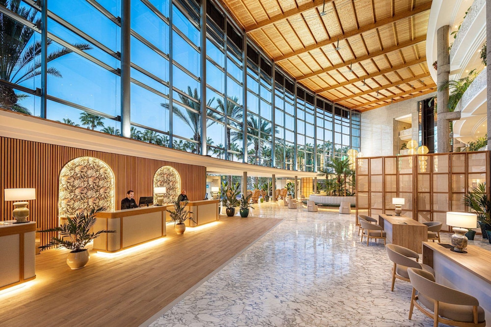 Hotel Tabaiba Princess- All Inclusive — Hotel building in Maspalomas, Canary Islands