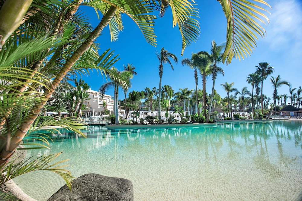 Hotel Tabaiba Princess- All Inclusive — Swimming pool in Maspalomas, Canary Islands
