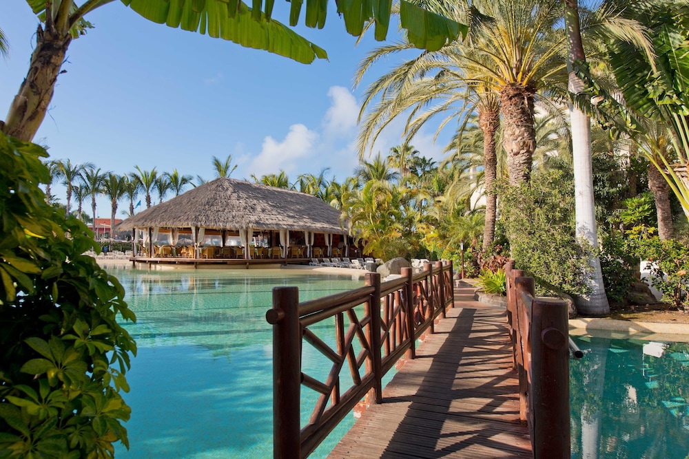 Hotel Tabaiba Princess- All Inclusive — Swimming pool in Maspalomas, Canary Islands