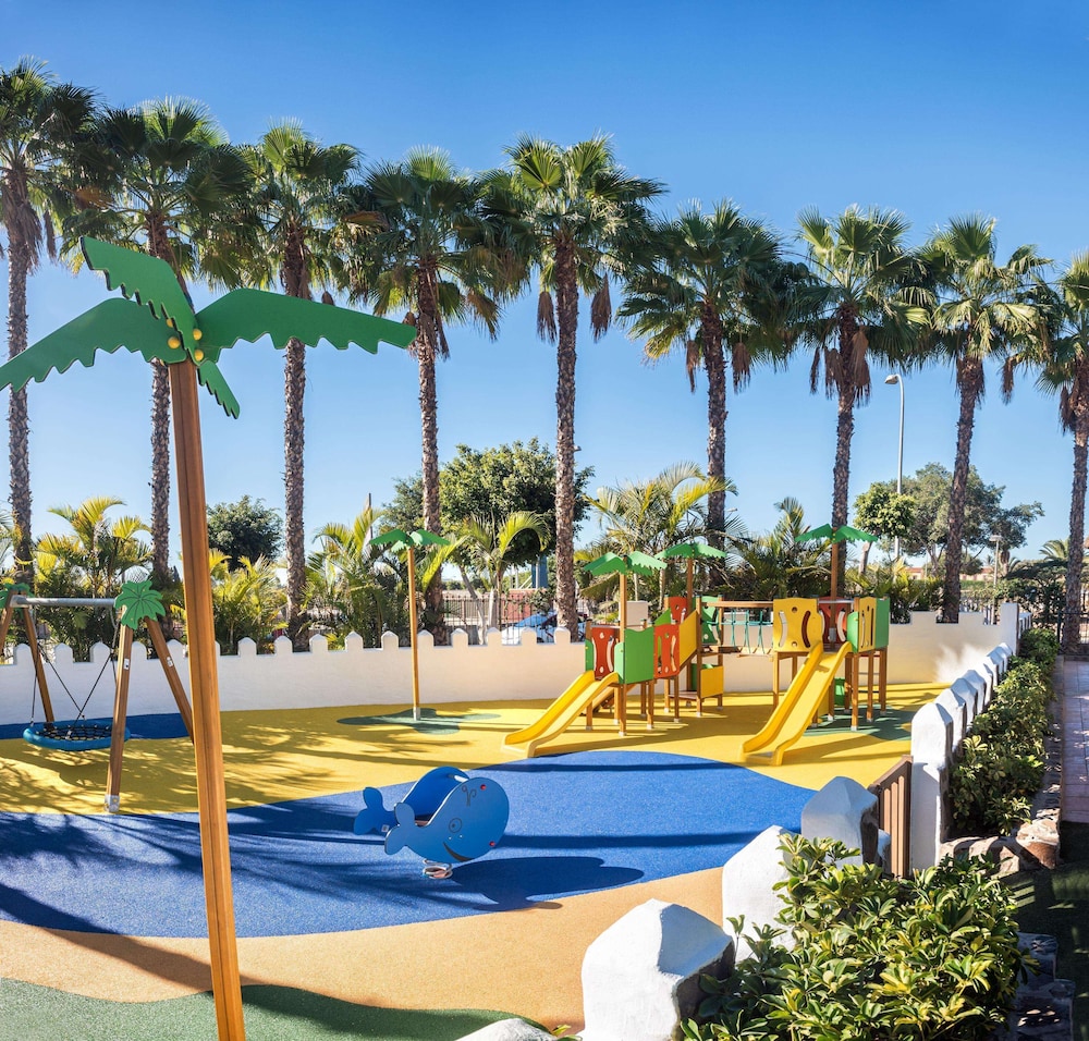 Hotel Tabaiba Princess- All Inclusive — Swimming pool in Maspalomas, Canary Islands