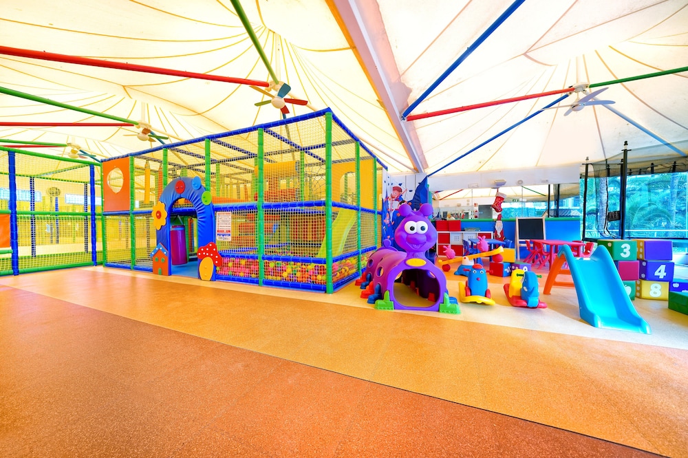 Bull Eugenia Victoria & Spa — Attractions for children in Playa del Ingles, Canary Islands