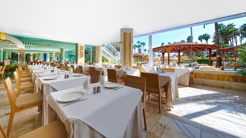 Bull Eugenia Victoria & Spa — Restaurant & bars in Playa del Ingles, Canary Islands
