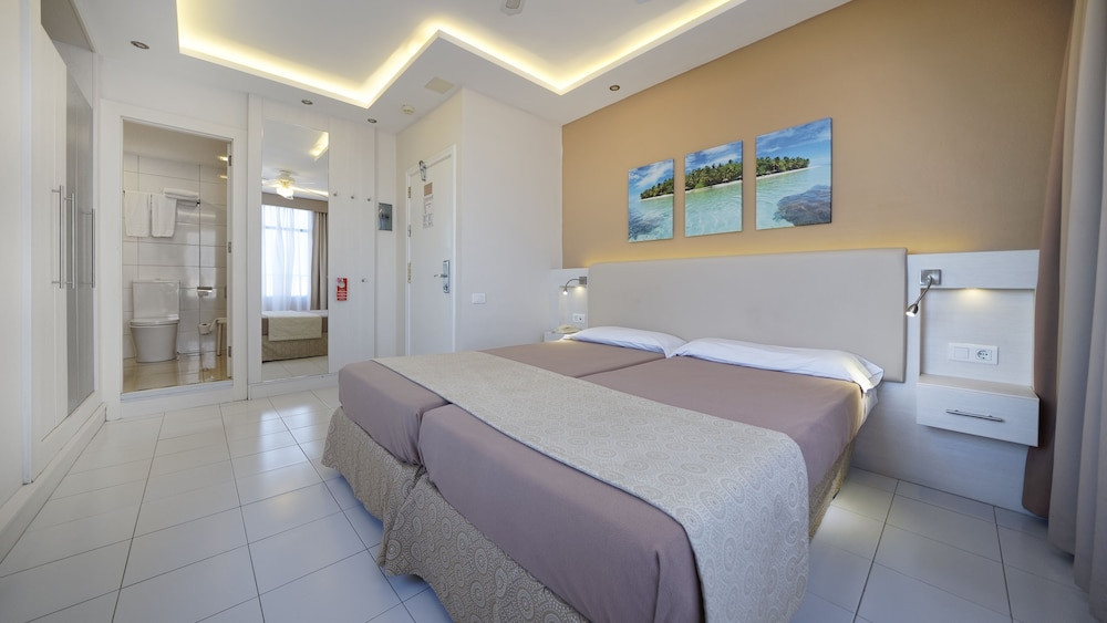 Bull Eugenia Victoria & Spa — Hotel rooms in Playa del Ingles, Canary Islands