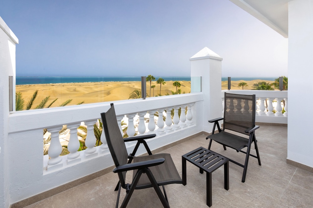 Hotel Riu Palace Maspalomas - Adults Only — Hotel rooms in Playa del Ingles, Canary Islands