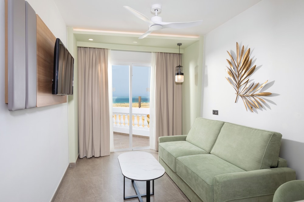 Hotel Riu Palace Maspalomas - Adults Only — Hotel rooms in Playa del Ingles, Canary Islands