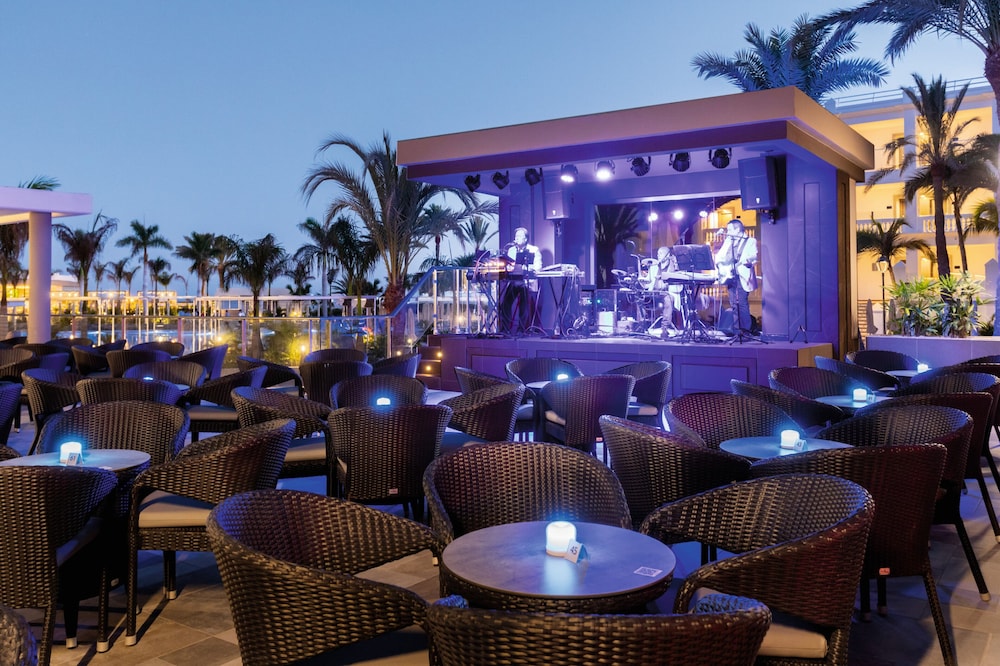 Hotel Riu Palace Maspalomas - Adults Only — Restaurant & bars in Playa del Ingles, Canary Islands