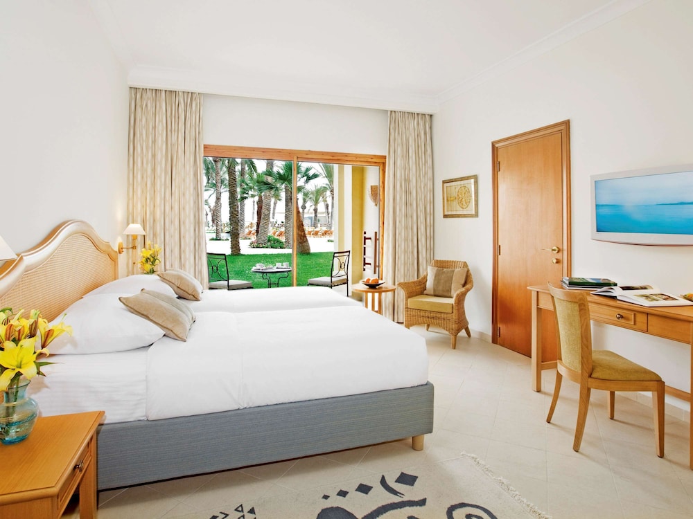 Mövenpick Resort & Marine Spa Sousse — Hotel rooms in Sousse, Sousse