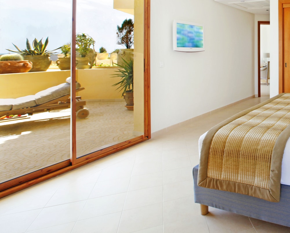 Mövenpick Resort & Marine Spa Sousse — Hotel rooms in Sousse, Sousse